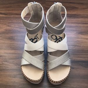 OTBT White & Silver Platform Wedges